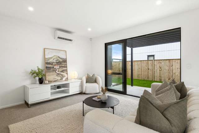 51 Nga Pona Toru Road Flat Bush_4