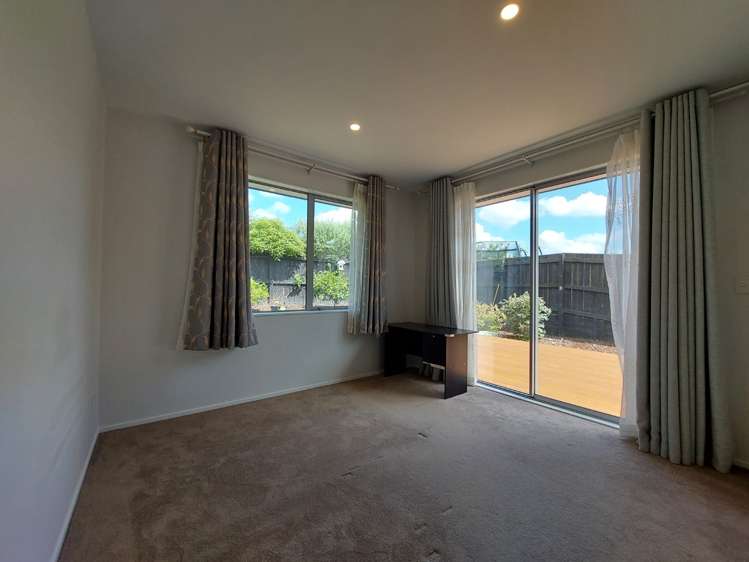 28 Jelas Drive Riverhead_12