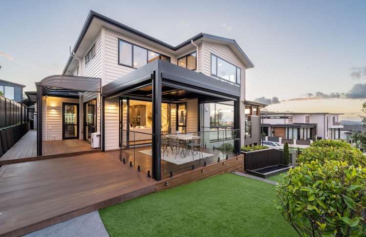 45 Armstrong Farm Drive East Tamaki Heights_33