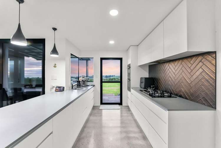 1 Ekuarangi Place Kaitake_8