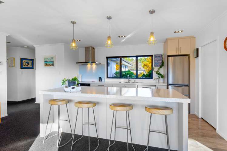 1/1132 Old West Coast Road West Melton_3