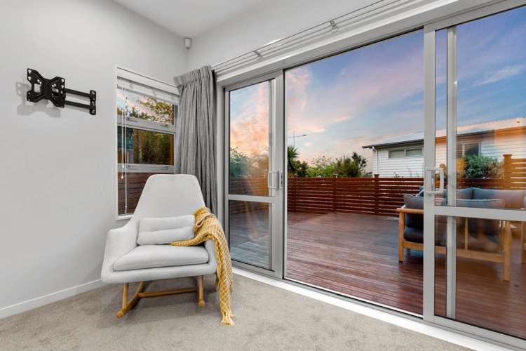 3 Remuremu Street Long Bay_28