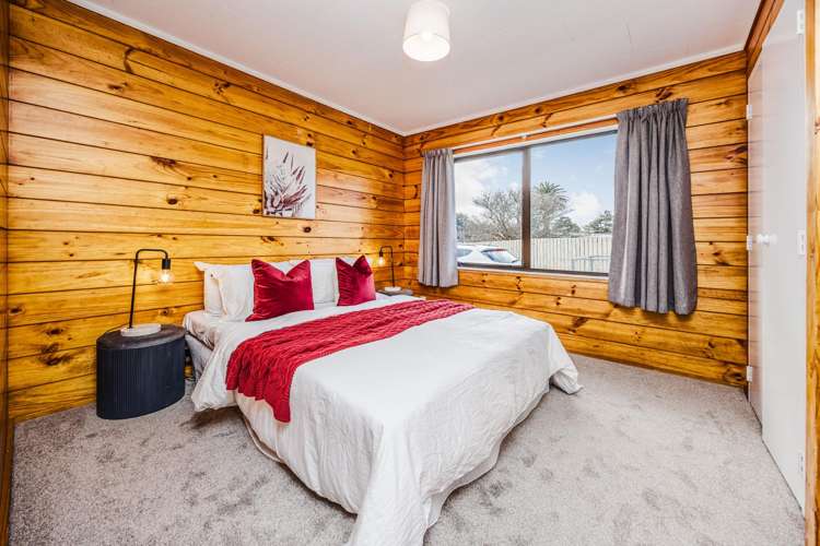 80 Cottingham Crescent Mangere East_13