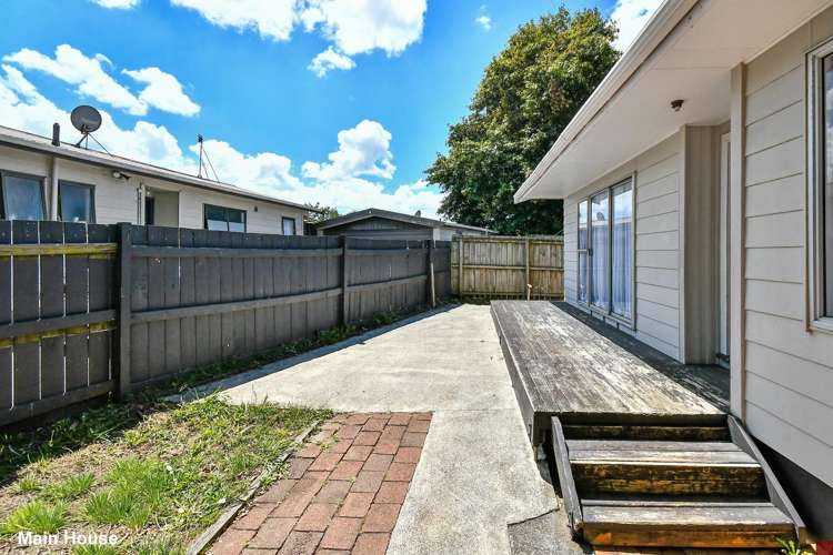 426 & 426A Roscommon Road_5