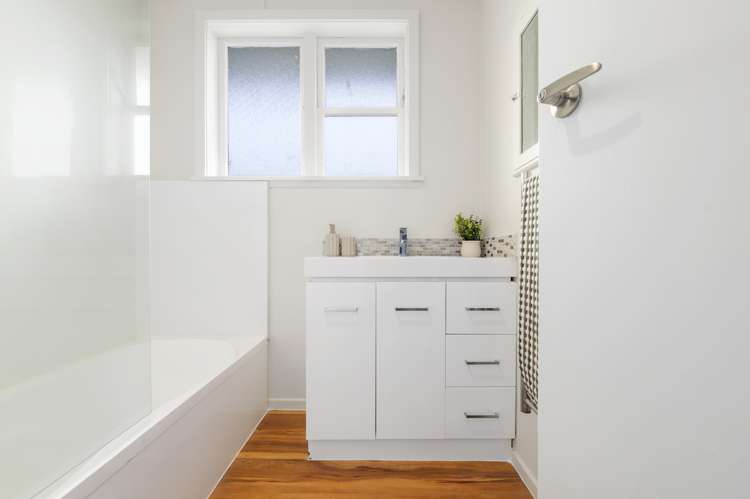 42 Fox Street Hamilton East_12