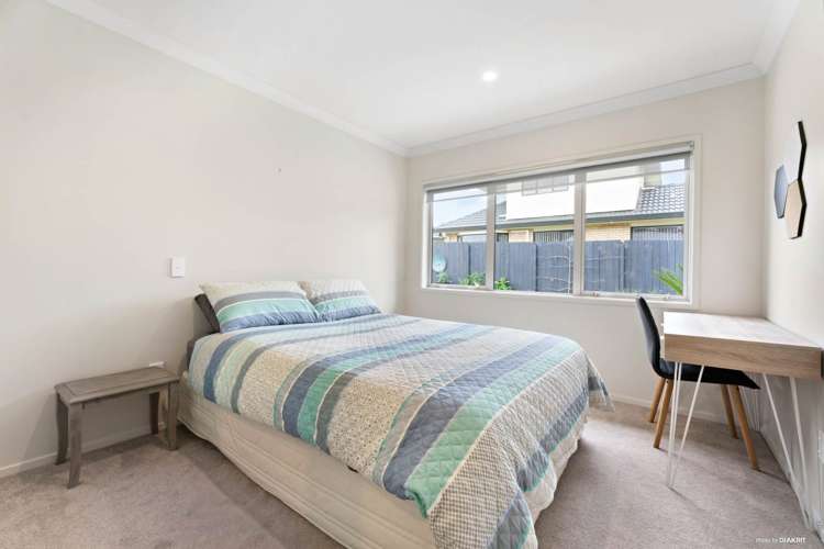 2/11 Collie Street Hillpark_9