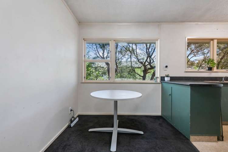 2/16a Penney Avenue Mount Roskill_13