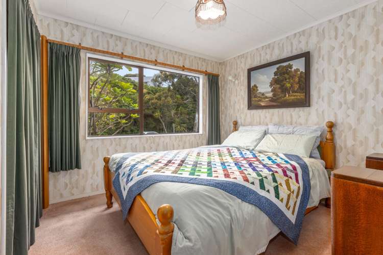 17 Kinloch Place Papakowhai_20