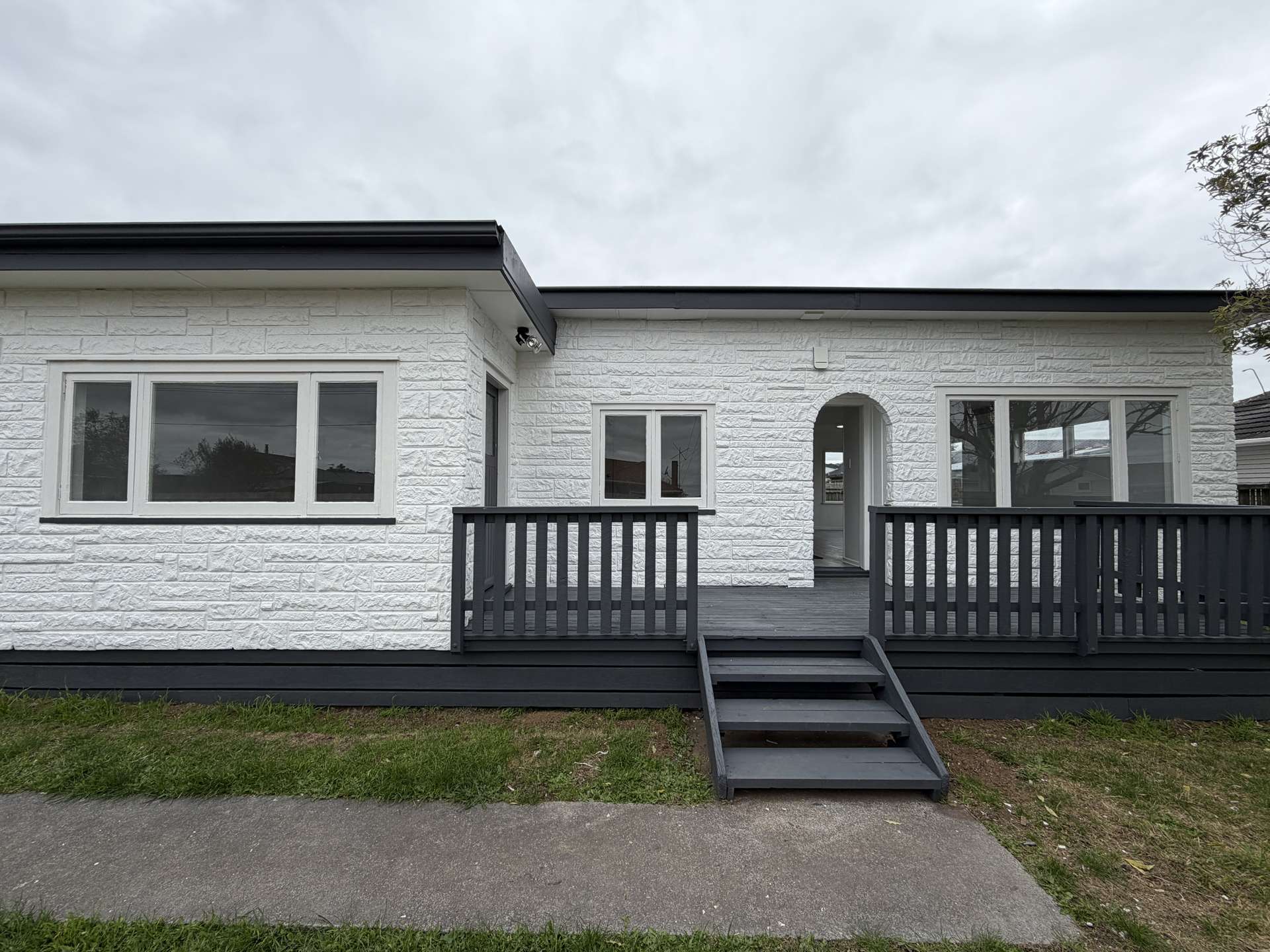 2/49 Sutton Crescent Papakura_0