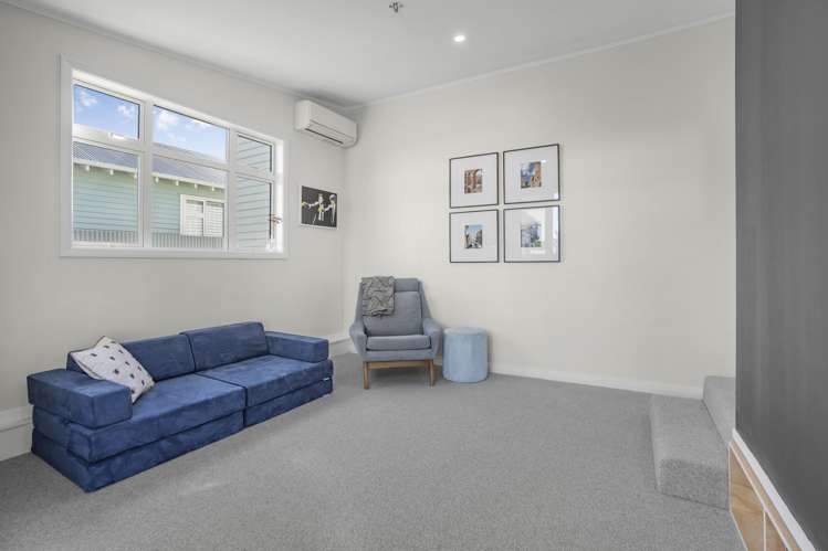 12 Huia Street Petone_17