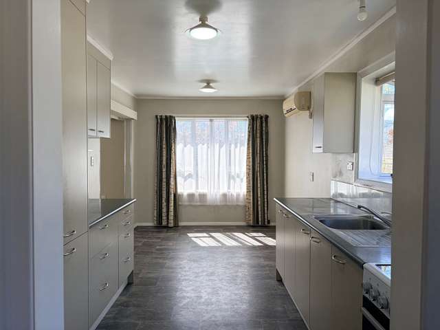 19 Hay Street Wainuiomata_4