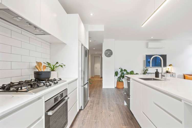 4/30 Norwich Street Eden Terrace_16