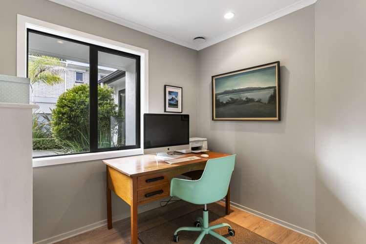 33 Roland Road Greenhithe_26