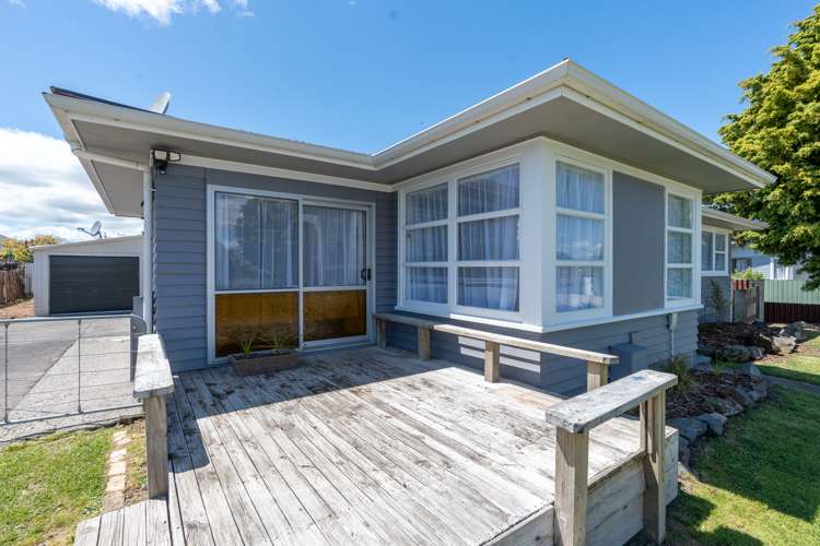 5 Guy Place Melville_2