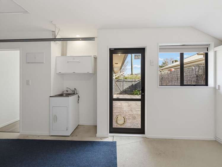 1/42 Sawyers Arms Road Papanui_14