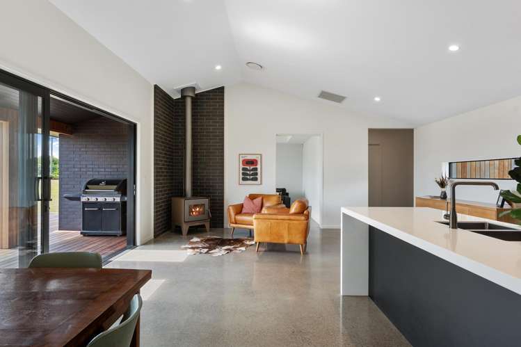 154 River Road Tai Tapu_5