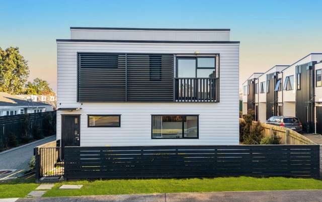 Contemporary Comfort in Conifer Grove