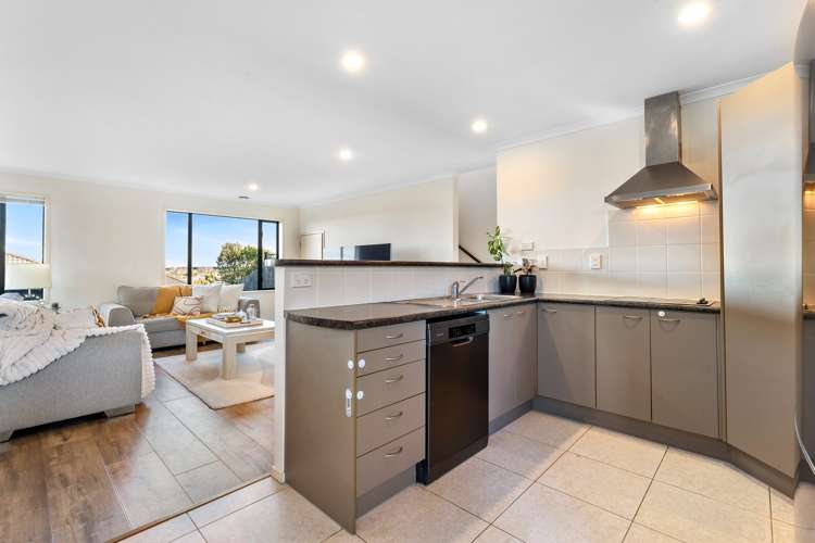 10 The Rise Gulf Harbour_7