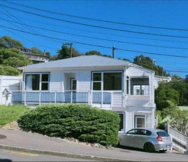 Sunny and Spacious 4-Bedroom, 2-Bathroom Home