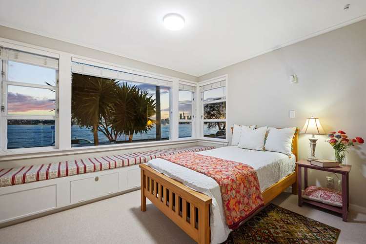 29 Queens Parade Devonport_22