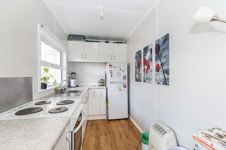 118 Lyall Parade Lyall Bay_16