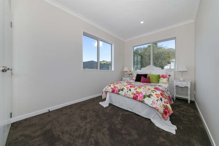 1c Vino Cina Heights Ranui_17