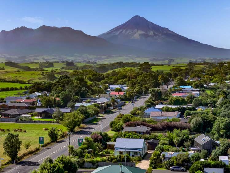 1 Mahuru Lane Okato_20