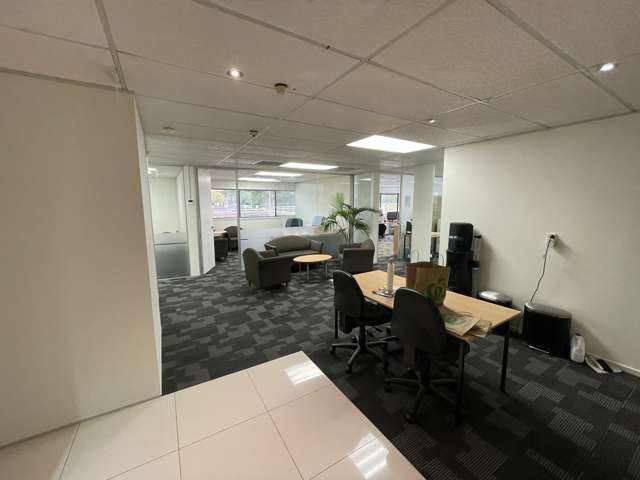 29 Great South Road Epsom_2