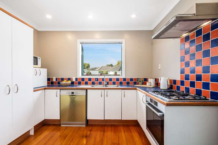 2 Henry Street Ebdentown_10