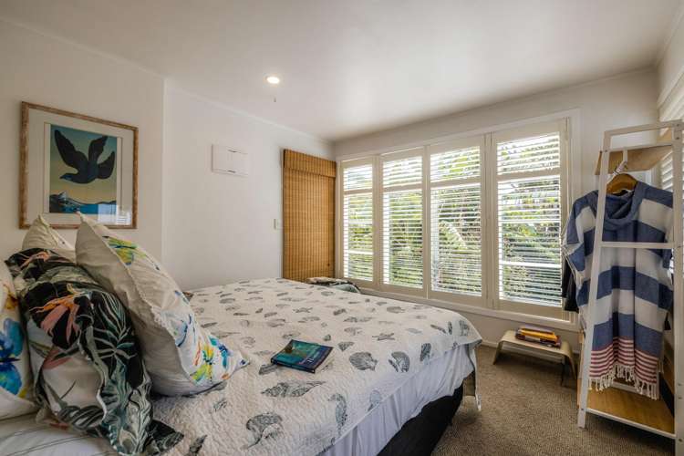 64 Wharf Road Ostend_13