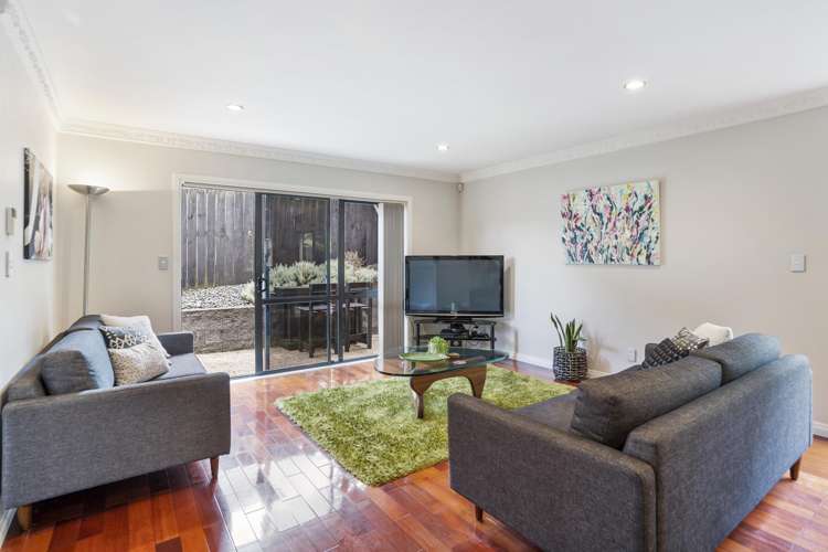 12 Beatrice Place Flat Bush_2