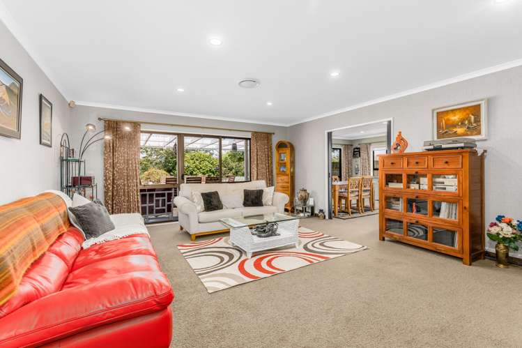 41 Clearwater Terrace Brown Owl_6