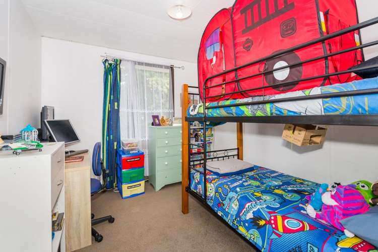 2/63 Hindmarsh Street Henderson_11