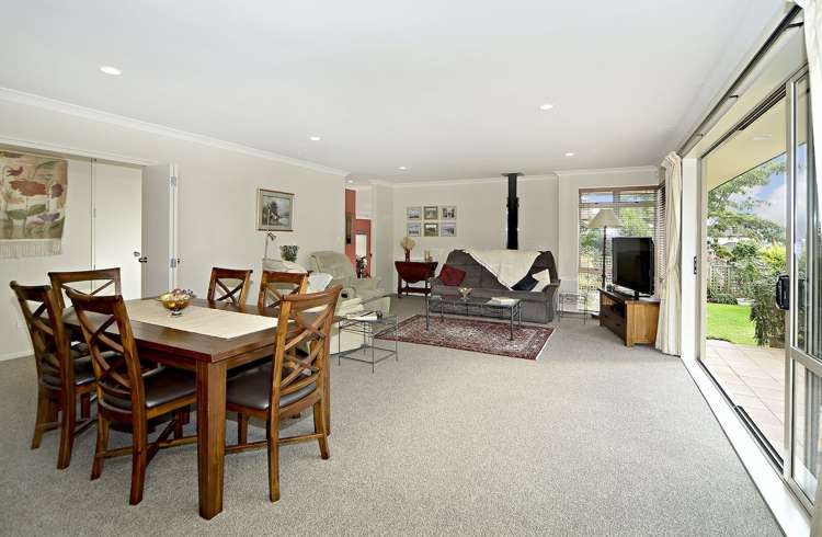 32 Maybole Drive Flat Bush_9