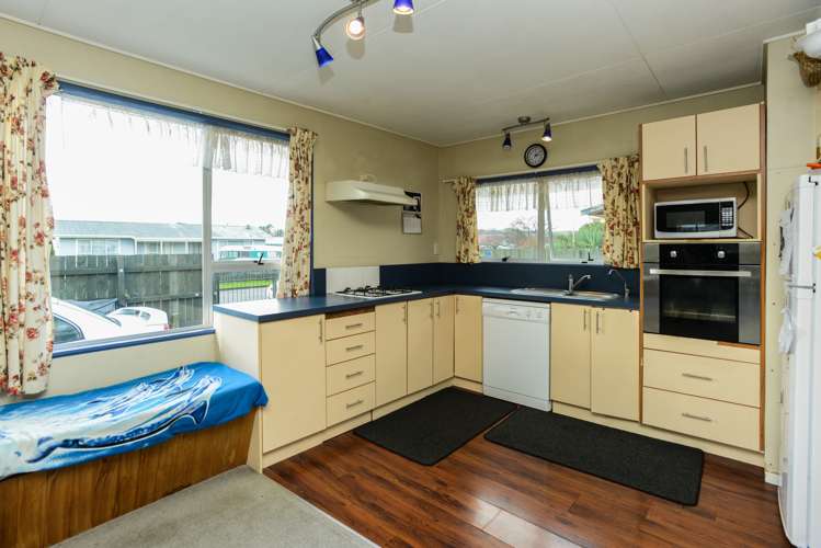 6 Latham Stubbs Crescent Waipawa_1
