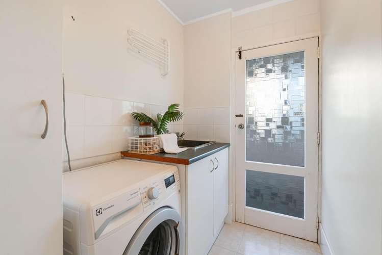 4 Mariners Grove Algies Bay_26