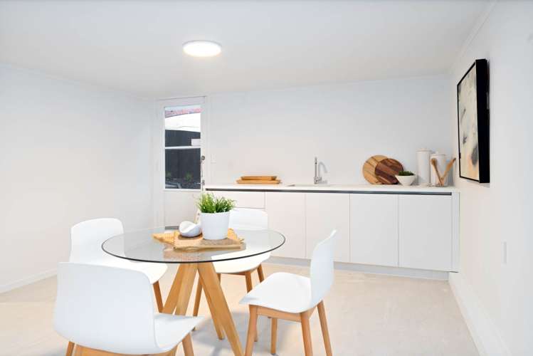 96 Pupuke Road Hillcrest_29