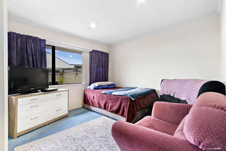 19 Rhone Avenue Te Atatu Peninsula_11