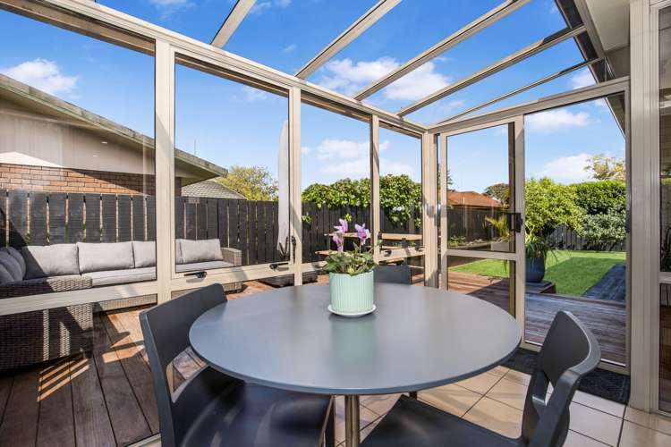 37 Evanda Crescent Conifer Grove_13