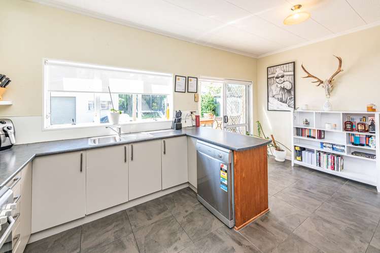 10 Burton Avenue Wanganui East_6