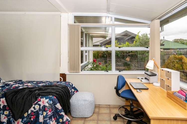 24 Glenroy Crescent Springlands_11