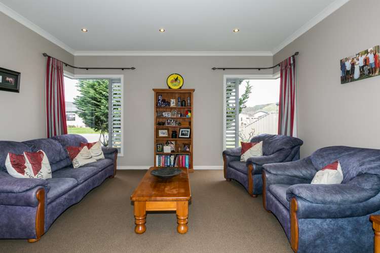 60 Merlot Drive Greenmeadows_11