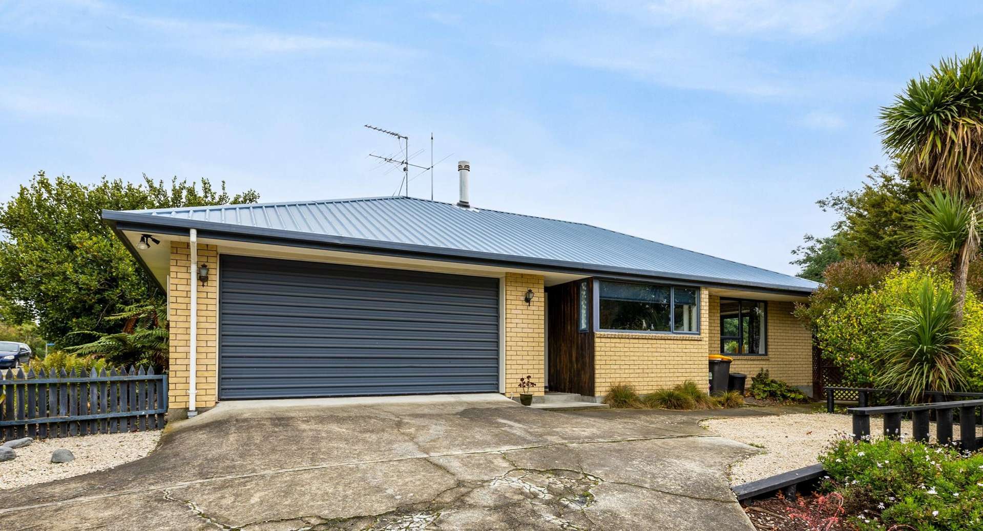 2A Bank Street Amberley_0