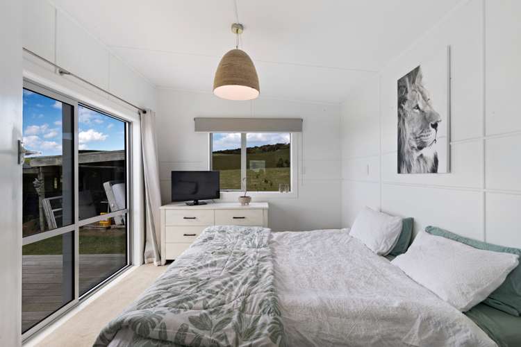 31 Violet Street Riverton_16