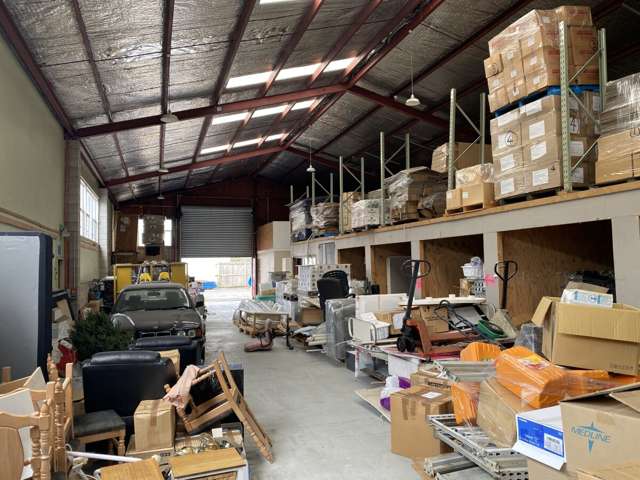 2/4 Averton Place East Tamaki_1