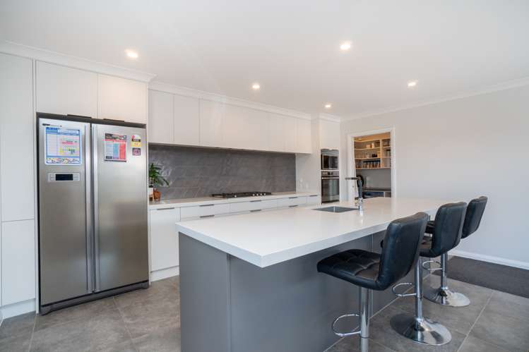 5 Mediterranean Grove Fitzherbert_4
