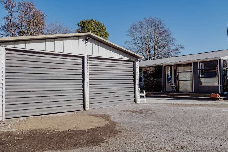 987 State Highway 6 Camerons_18