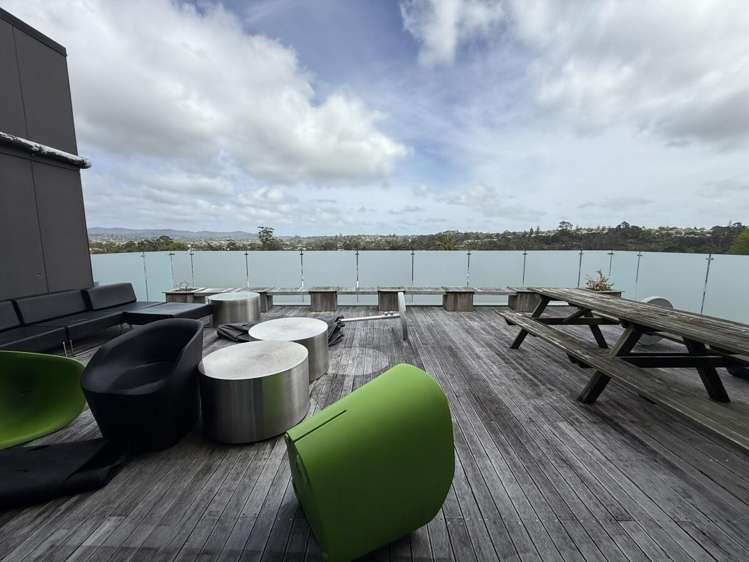 288 Lincoln Road Henderson_8
