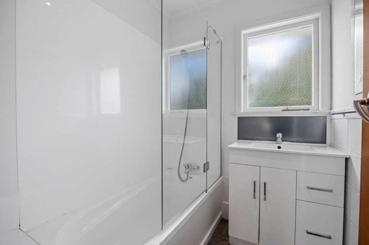 56 Chippendale Crescent Birkdale_9