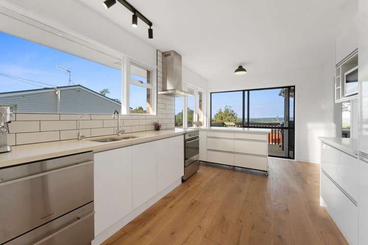 1/177 Glenfield Road Hillcrest_8